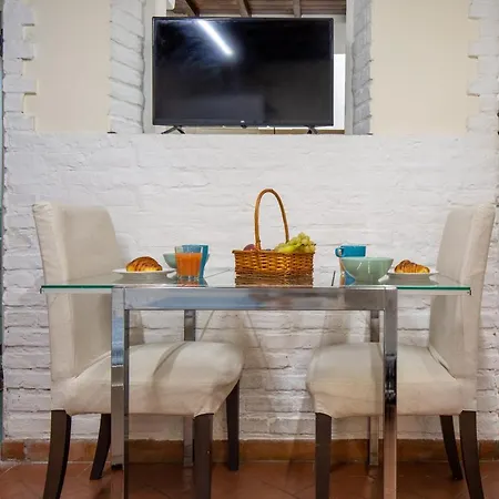 Vasari Apartment